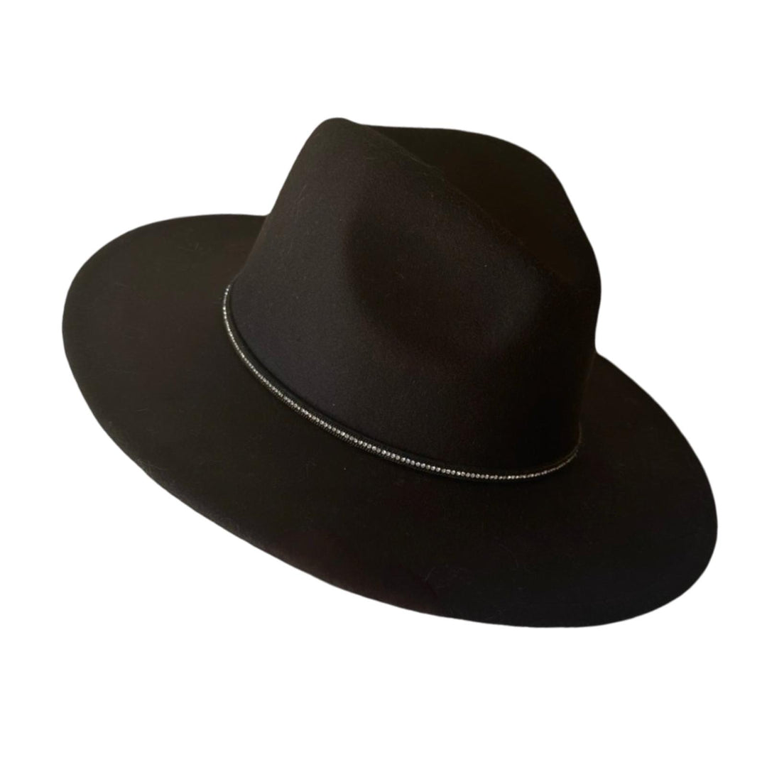 Black Semi Wide-Brim Fedora With Thin Diamond Strap