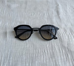 Load image into Gallery viewer, Black Metal Frame With Ombre Lens Sunglasses
